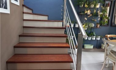 Venta casa de 230 m2 en conjunto cerrado en el Retiro.