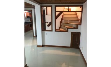 VENDEMOS CASA EN CONJUNTO CERRADO B. CANTARRANA  VILLAVICENCIO- META