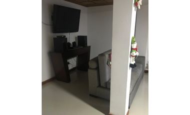 VENDEMOS CASA EN CONJUNTO CERRADO B. CANTARRANA  VILLAVICENCIO- META