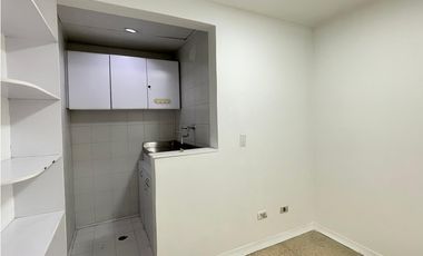 Oficina en Venta Milla de Oro Medellin