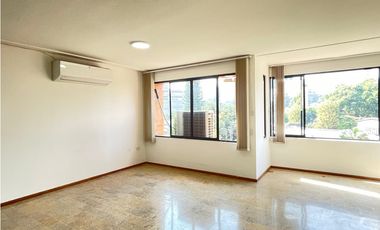 Oficina en Arriendo Aguacatala Medellín