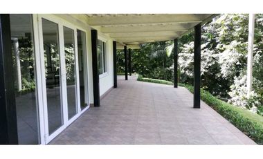 ALQUILER CASA EN ANCON 4 RECAMARAS  LINEA BLANCA EN CERRO  409M2 JP
