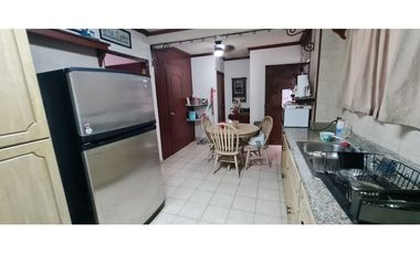 SE VENDE CASA EN EL CANGREJO - BARRIADA CERRADA CON GARITA