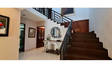 SE VENDE CASA EN EL CANGREJO - BARRIADA CERRADA CON GARITA