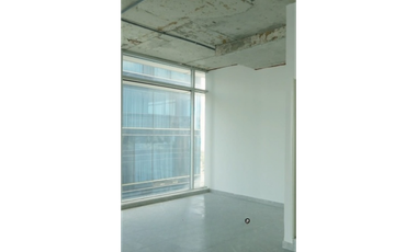 OFICINA EN OBARRIO SORTIS BUSINESS TOWERS 134M2 SIN DIVISIONES