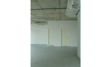 OFICINA EN OBARRIO SORTIS BUSINESS TOWERS 134M2 SIN DIVISIONES