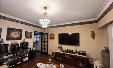 Chalet en lote propio - Parque y cochera triple APTO CREDITO - Chauvín