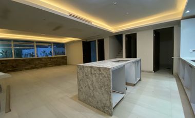 Casa en venta en Valle Poniente, Fracc. Los Cenizos
