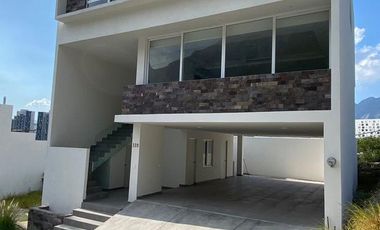Casa en venta en Valle Poniente, Fracc. Los Cenizos