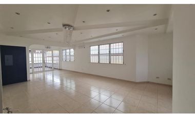 BRISAS DEL GOLF - VENTA DE PROPIEDAD - CASA