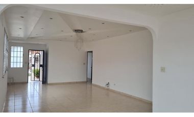 BRISAS DEL GOLF - VENTA DE PROPIEDAD - CASA