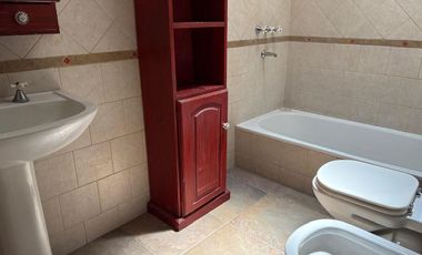 Casa en alquiler en Villa Udaondo