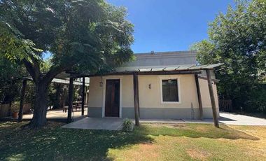 Casa en alquiler en Villa Udaondo