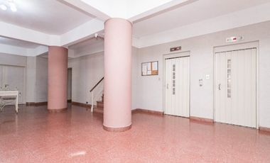 Departamento en venta en Remedios de Escalada Oeste