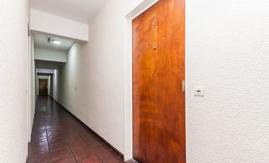 Departamento en venta en Remedios de Escalada Oeste