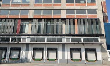 Amplia Nave Industrial de 10,841 m² en Calzada de Tlalpan Ubicación Estratégica