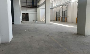 Amplia Nave Industrial de 10,841 m² en Calzada de Tlalpan Ubicación Estratégica