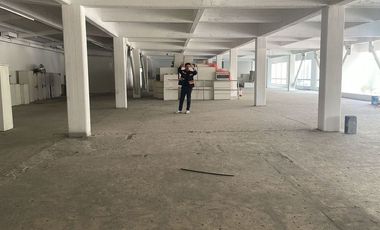 Amplia Nave Industrial de 1,230 m² en Renta sobre Calzada de Tlalpan