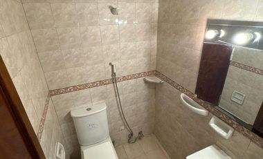 Venta-Casa Chalet de 6 Ambientes - Berazategui Centro