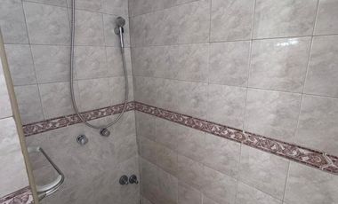 Venta-Casa Chalet de 6 Ambientes - Berazategui Centro