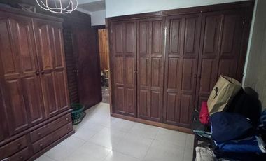 Venta-Casa Chalet de 6 Ambientes - Berazategui Centro