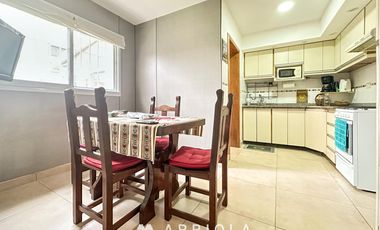 Impecable casa 4 amb con dependencia en PUNTA MOGOTES