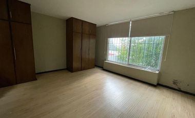 Venta casa para oficinas. Santa Cruz Buenavista. Zavaleta