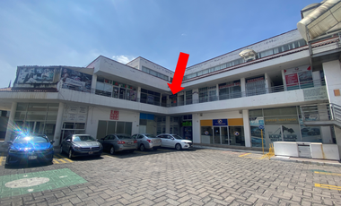 Venta local o consultorio, en plaza comercial. Centro de San Pedro Cholula