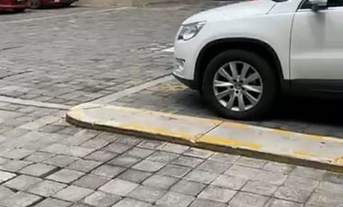 Terreno   Venta    Centro  1,430 m2 con 40 m de frente