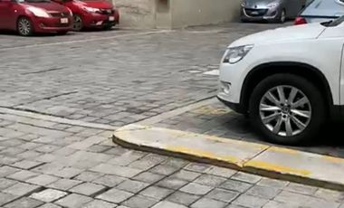 Terreno   Venta    Centro  1,430 m2 con 40 m de frente