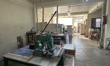 Local con bodega en renta Granjas Mexico