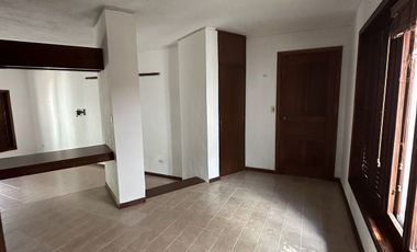 EN VENTA RESIDENCIA EN LA COLONIA CHUBURNA DE HIDALGO. MÉRIDA YUC.