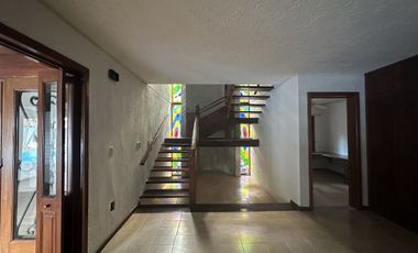 EN VENTA RESIDENCIA EN LA COLONIA CHUBURNA DE HIDALGO. MÉRIDA YUC.