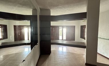 EN VENTA RESIDENCIA EN LA COLONIA CHUBURNA DE HIDALGO. MÉRIDA YUC.