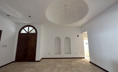 EN VENTA RESIDENCIA EN LA COLONIA CHUBURNA DE HIDALGO. MÉRIDA YUC.