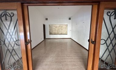 EN VENTA RESIDENCIA EN LA COLONIA CHUBURNA DE HIDALGO. MÉRIDA YUC.