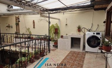 Casa en  venta en la Rafael María Arizaga