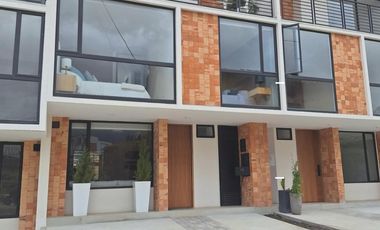 Casas Vip en venta, Sector Iglesia de Misicata.