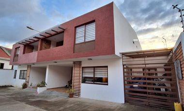 Casa en venta, sector Racar plaza