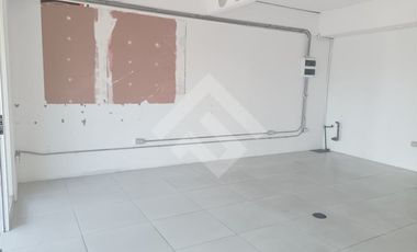 Local Comercial en Arriendo en Avenida El Carmen