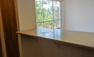 Departamento venta en Zona Esmeralda en planta baja con jardín.
