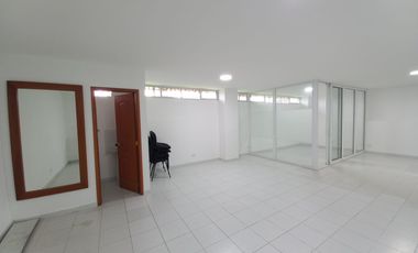 OFICINA EN ARRIENDO EN CENTRO DE NEGOCIOS ANVAMAR/PEREIRA