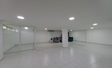 OFICINA EN ARRIENDO EN CENTRO DE NEGOCIOS ANVAMAR/PEREIRA