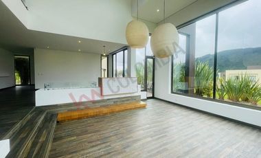 ARRIENDO ESPECTACULAR CASA EN LA CALERA