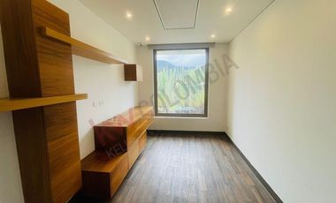 ARRIENDO ESPECTACULAR CASA EN LA CALERA