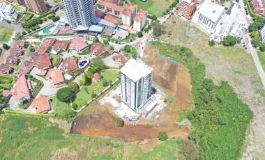 LOTE EN VENTA EN PINARES/PEREIRA