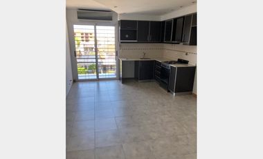Departamento en Alquiler Haedo / Moron (A108 6465)