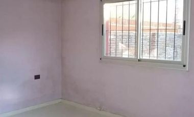 Casa en venta - 3 dormitorios 2 baños - Cochera - 183mts2 - Ensenada