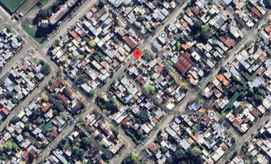 Casa en venta - 2 dormitorios 1 baño - Cochera - 277mts2 - Ensenada