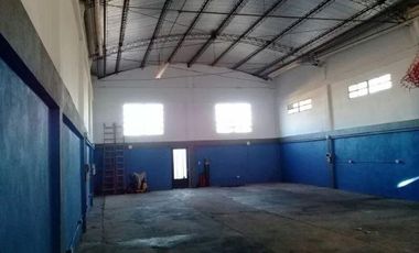 Depósito en venta - 2 toilette - 300mts2 - San Carlos, La Plata